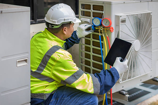 Professional Hvac Maintenance technician working in Cantua Creek, CA